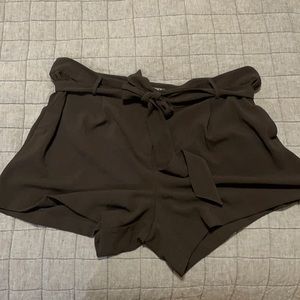 Loft tie waist shorts